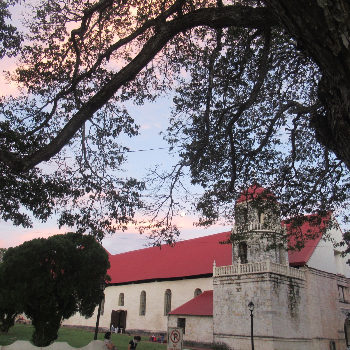 Guide to Visita Iglesia in Siquijor